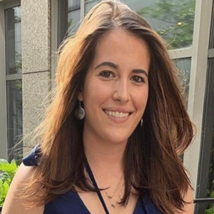 Alexandra Nolen Headshot 300 x 300